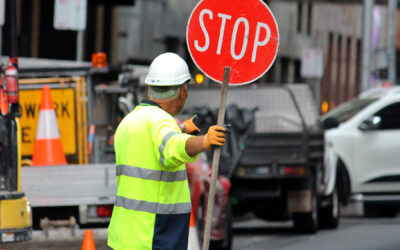 Three Reasons Why You Should Register for a Renewal Traffic Control Course