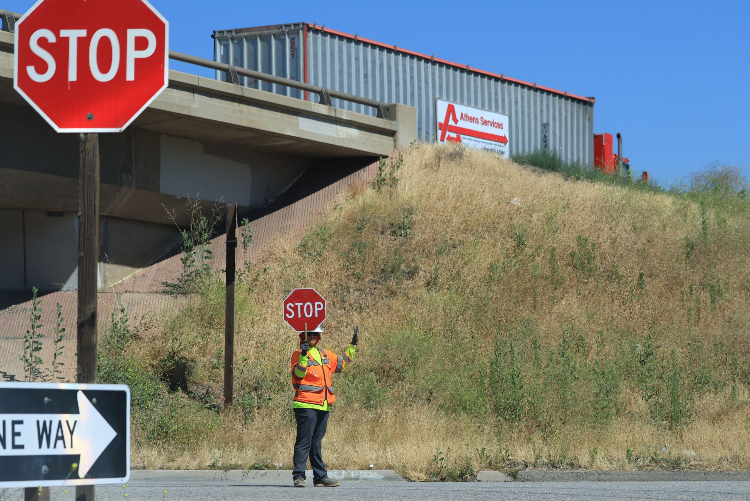 Traffic Control 101: What the Job Involves & How to Get Qualified Traffic Control